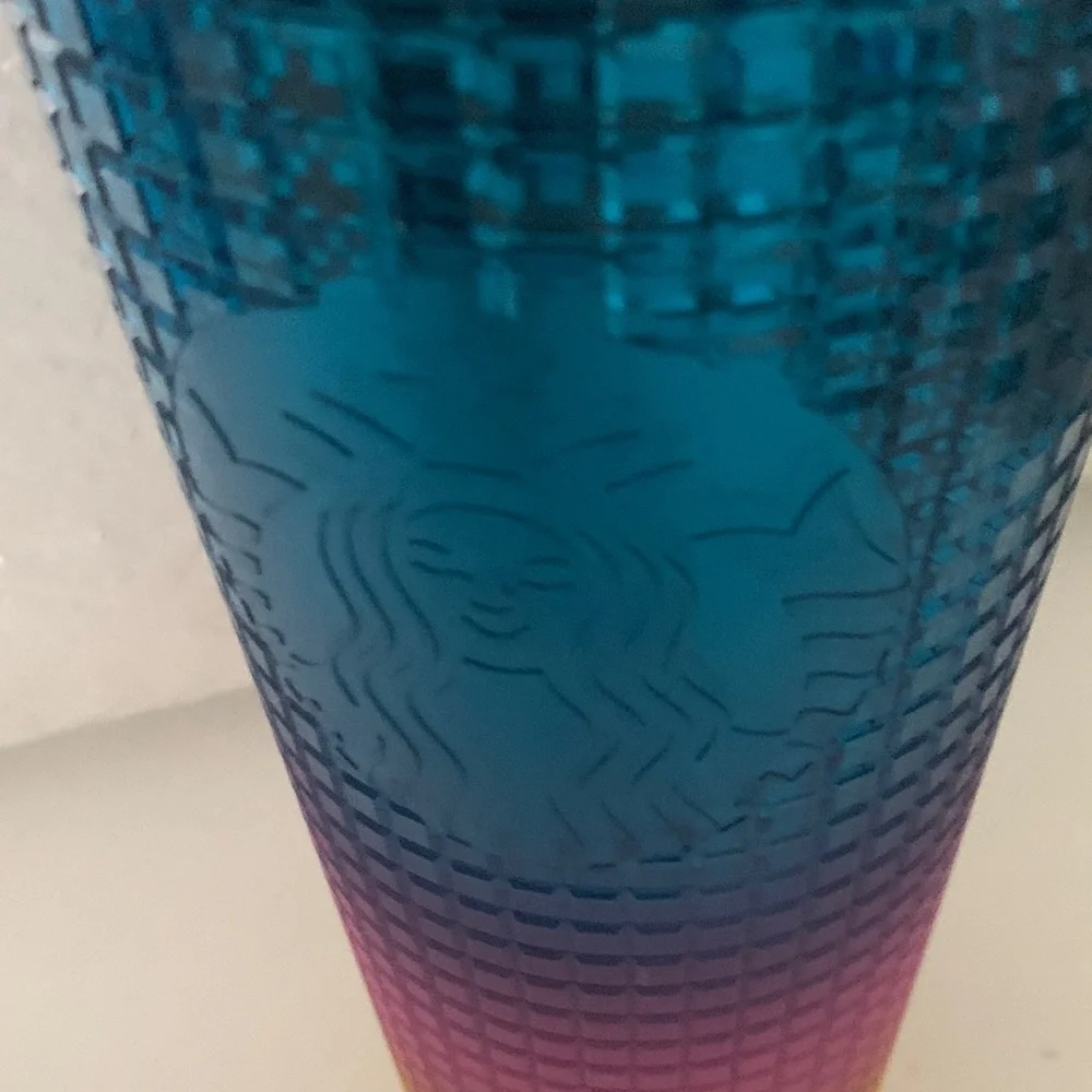 Starbucks 2023 multi